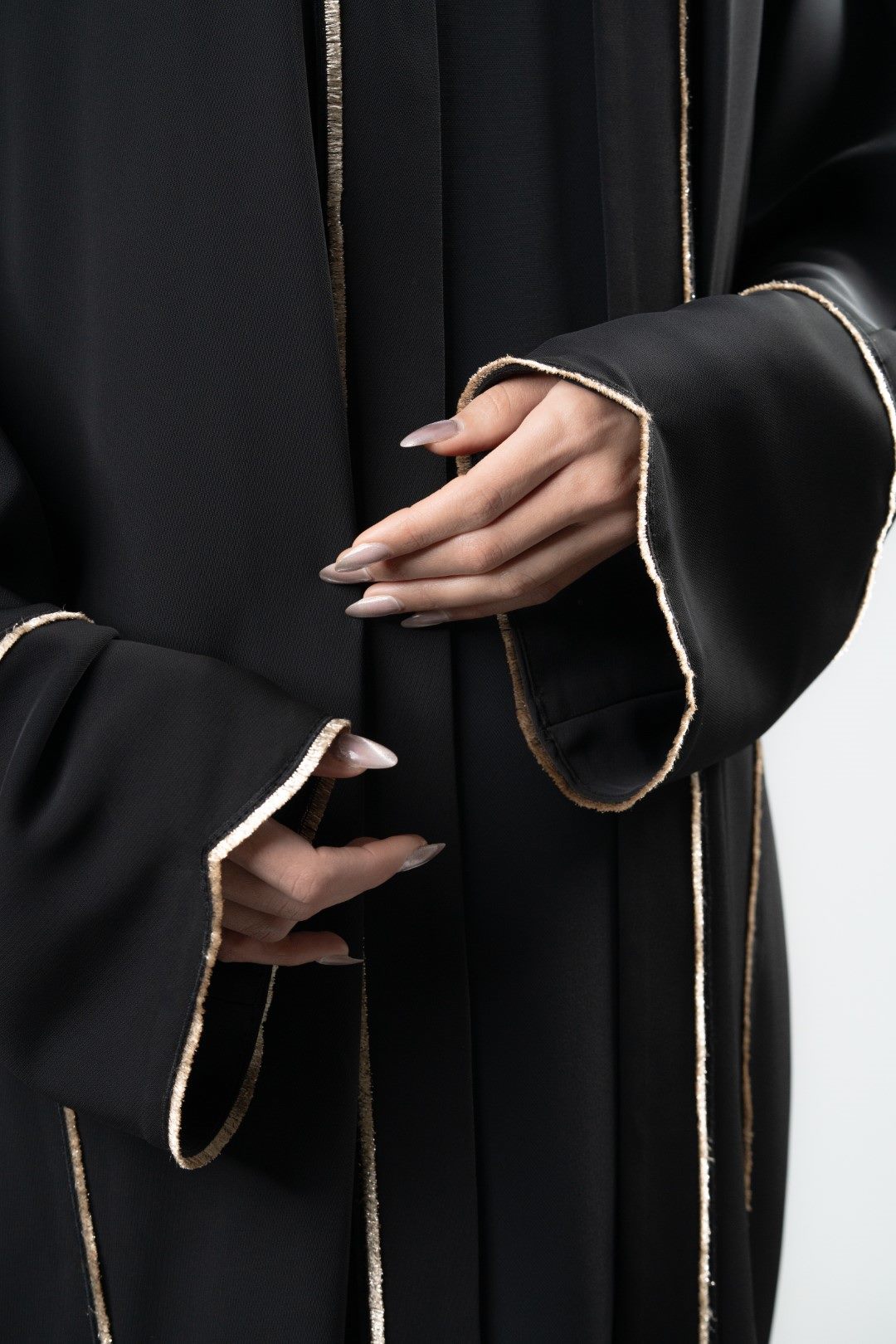 black abaya care and storage Nooraï