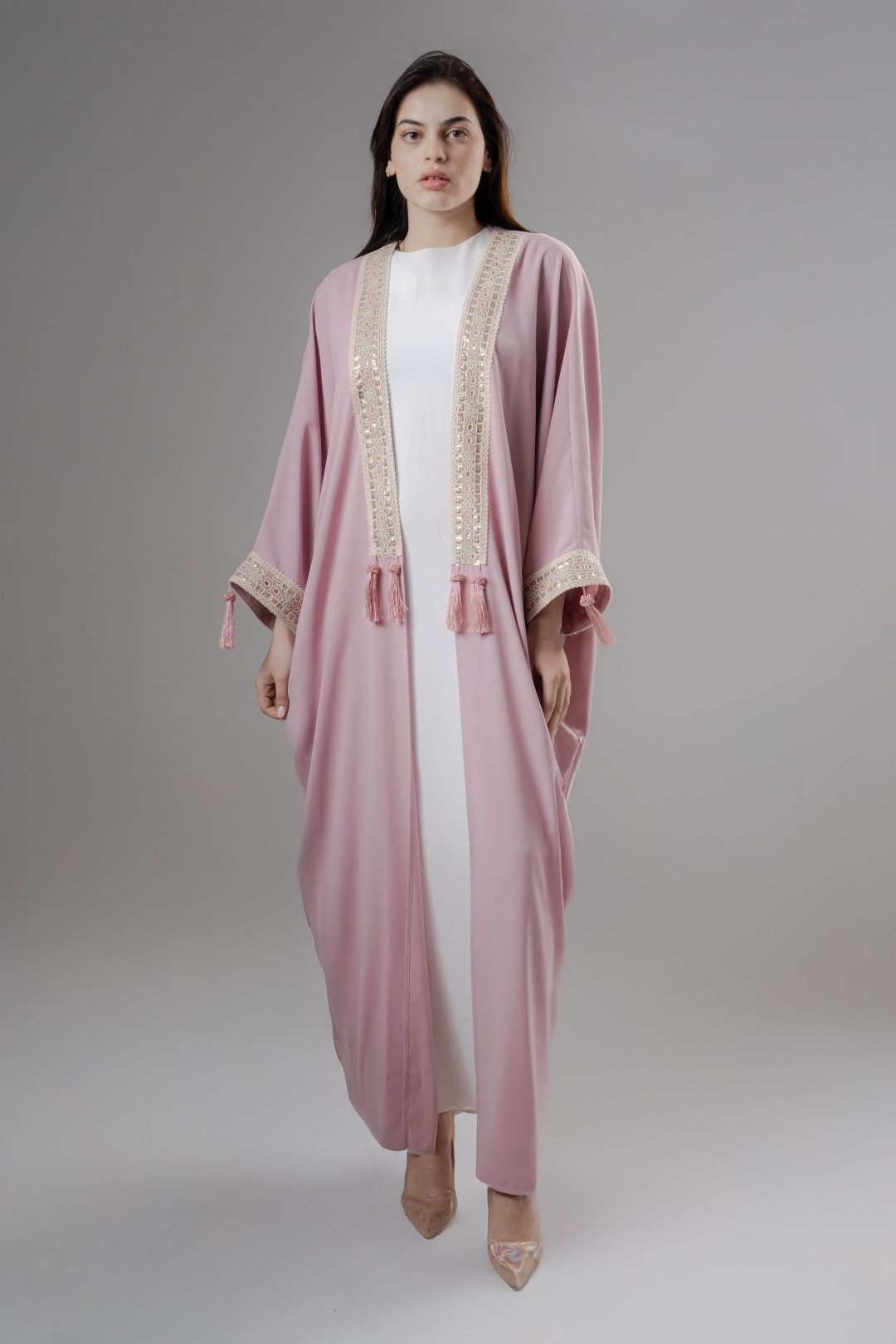 open abaya everyday outfit by Nooraï