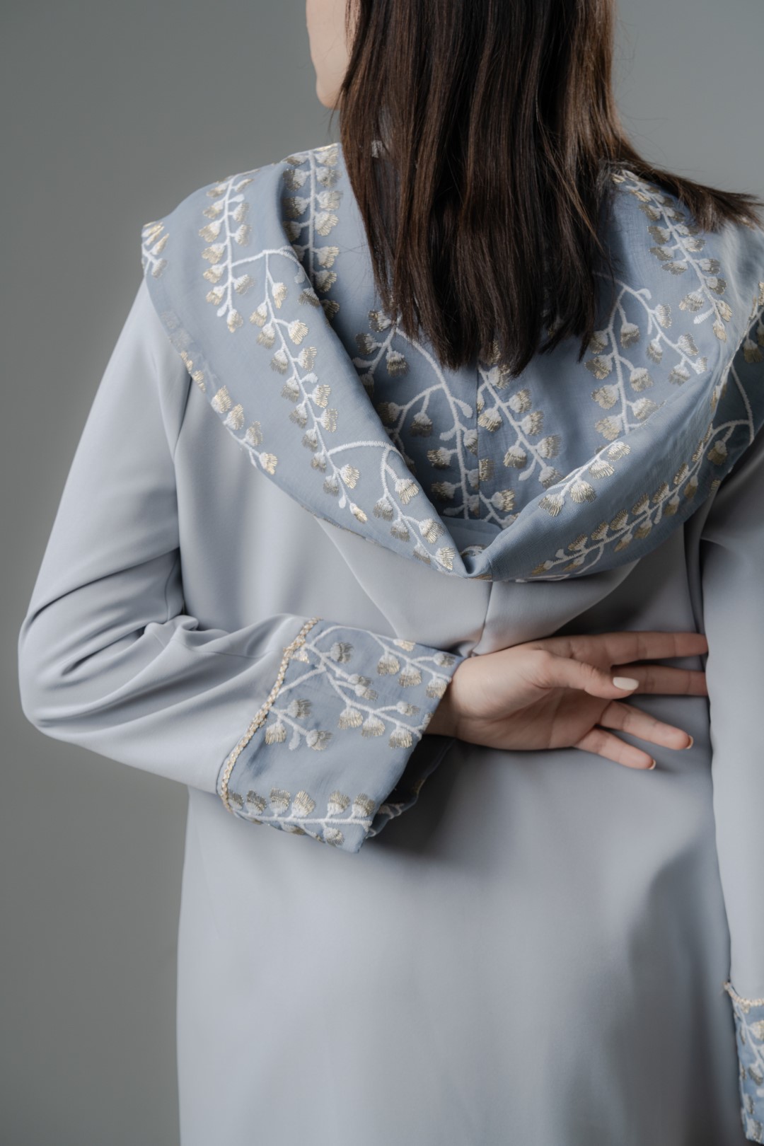 Hooded abaya with Enbroidered details