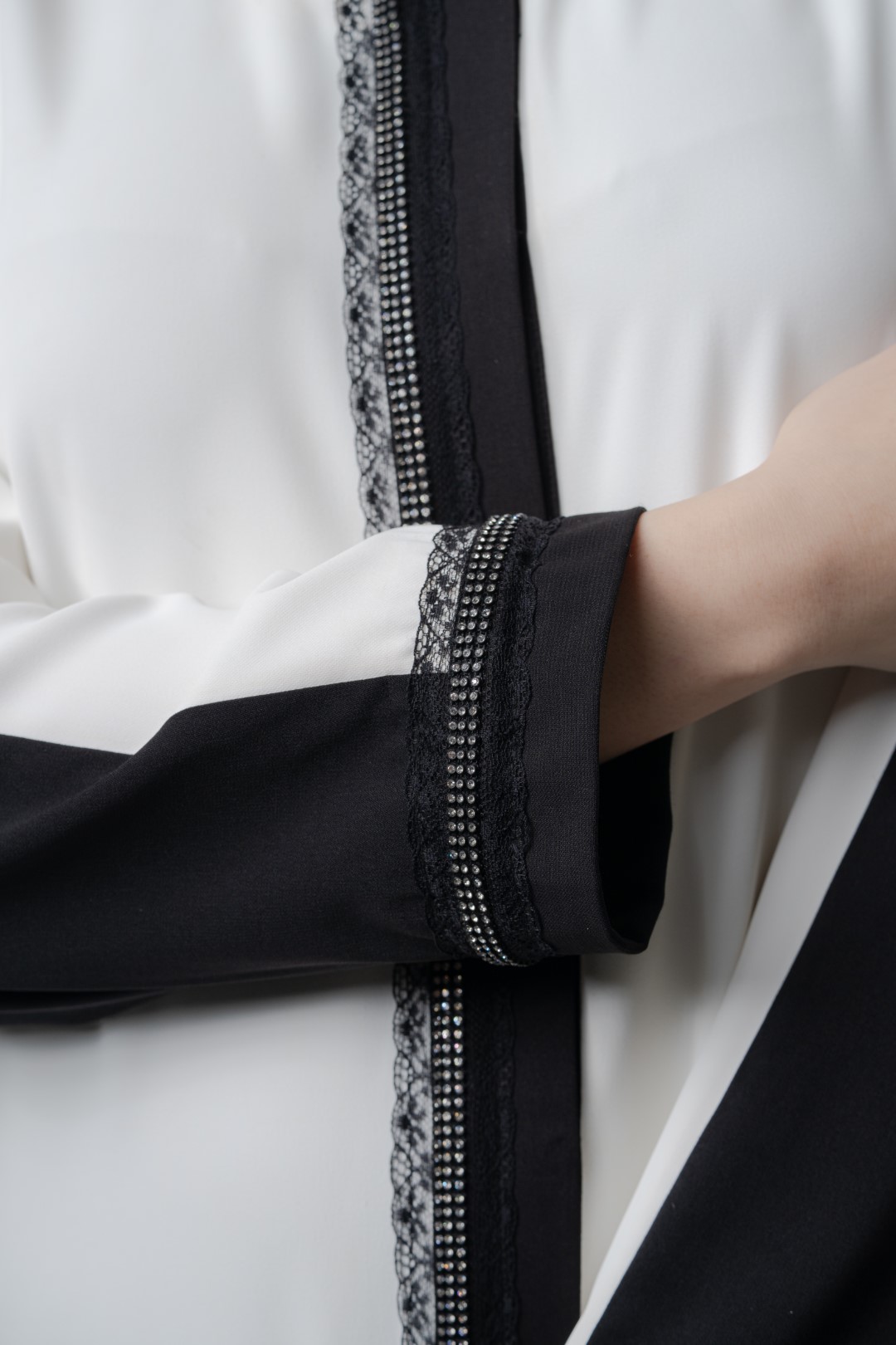 lace trim crystal abaya