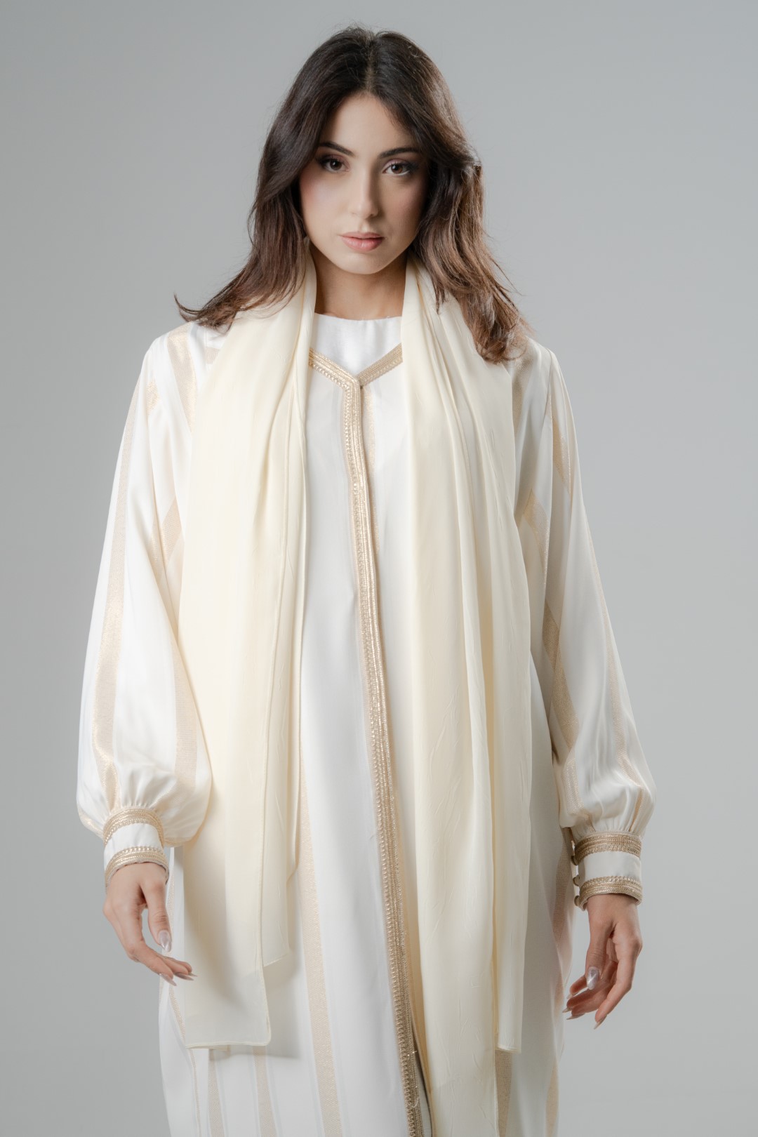 Minimal gold trim abaya