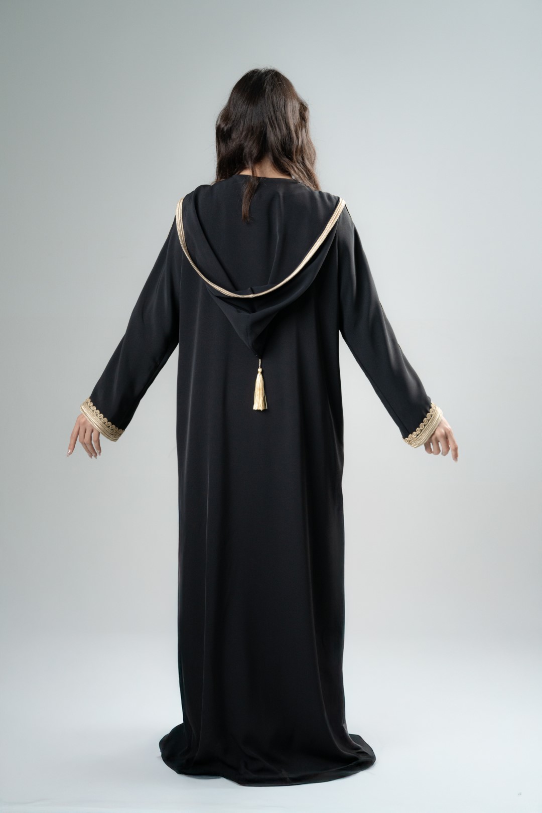 Refined metallic gold hooded abaya