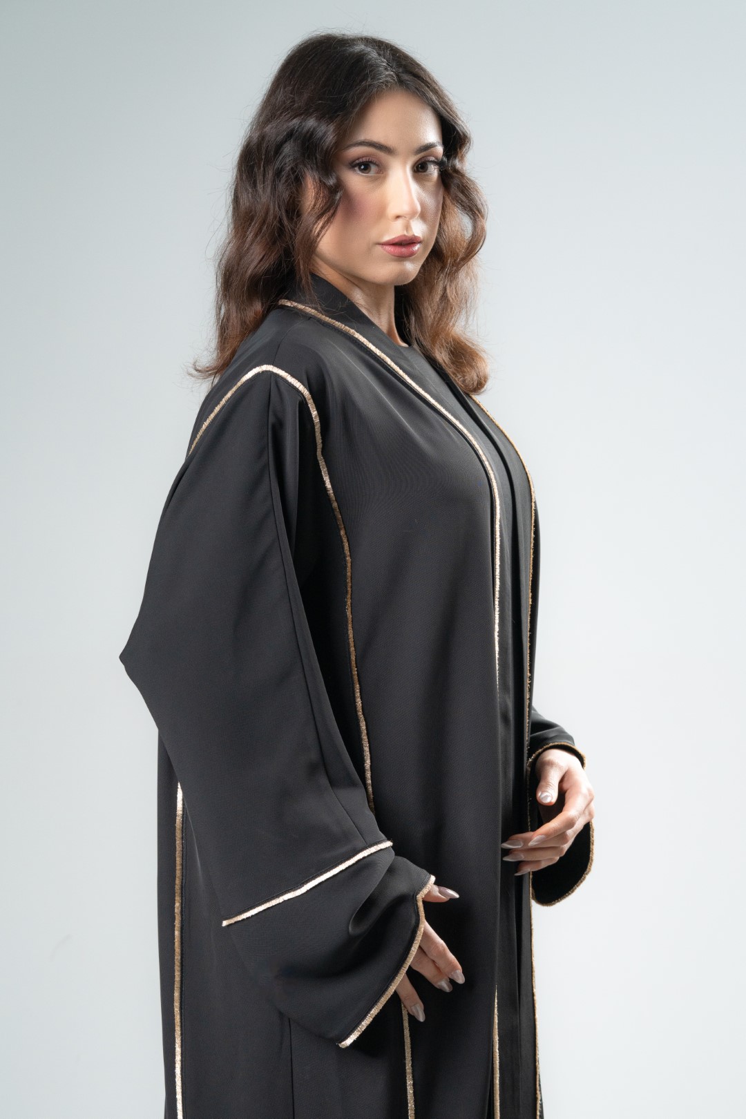 Soft chain abaya