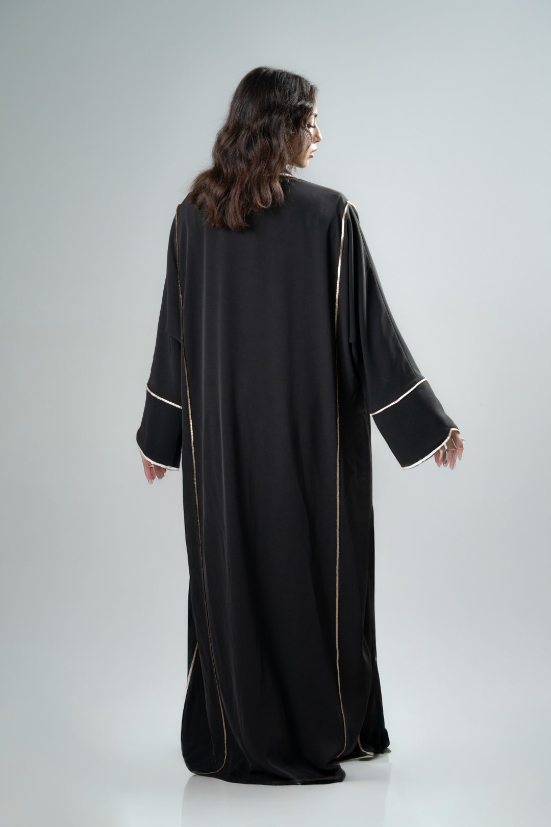 Soft chain abaya