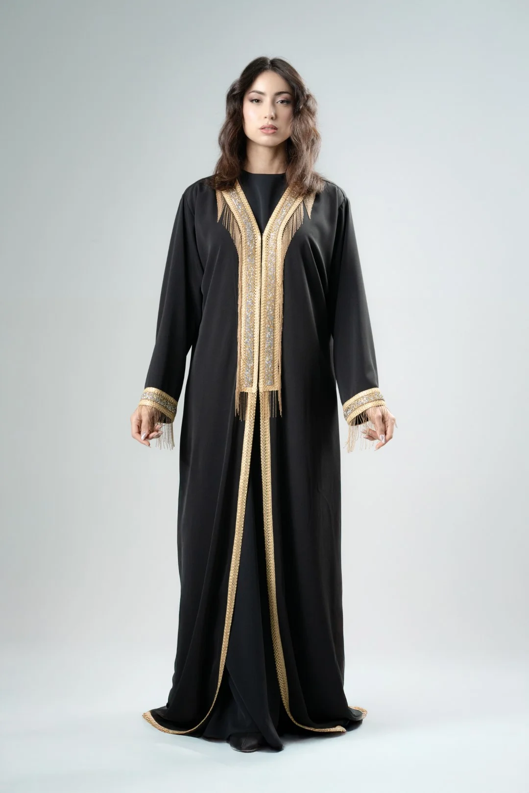 Fringe accent abaya