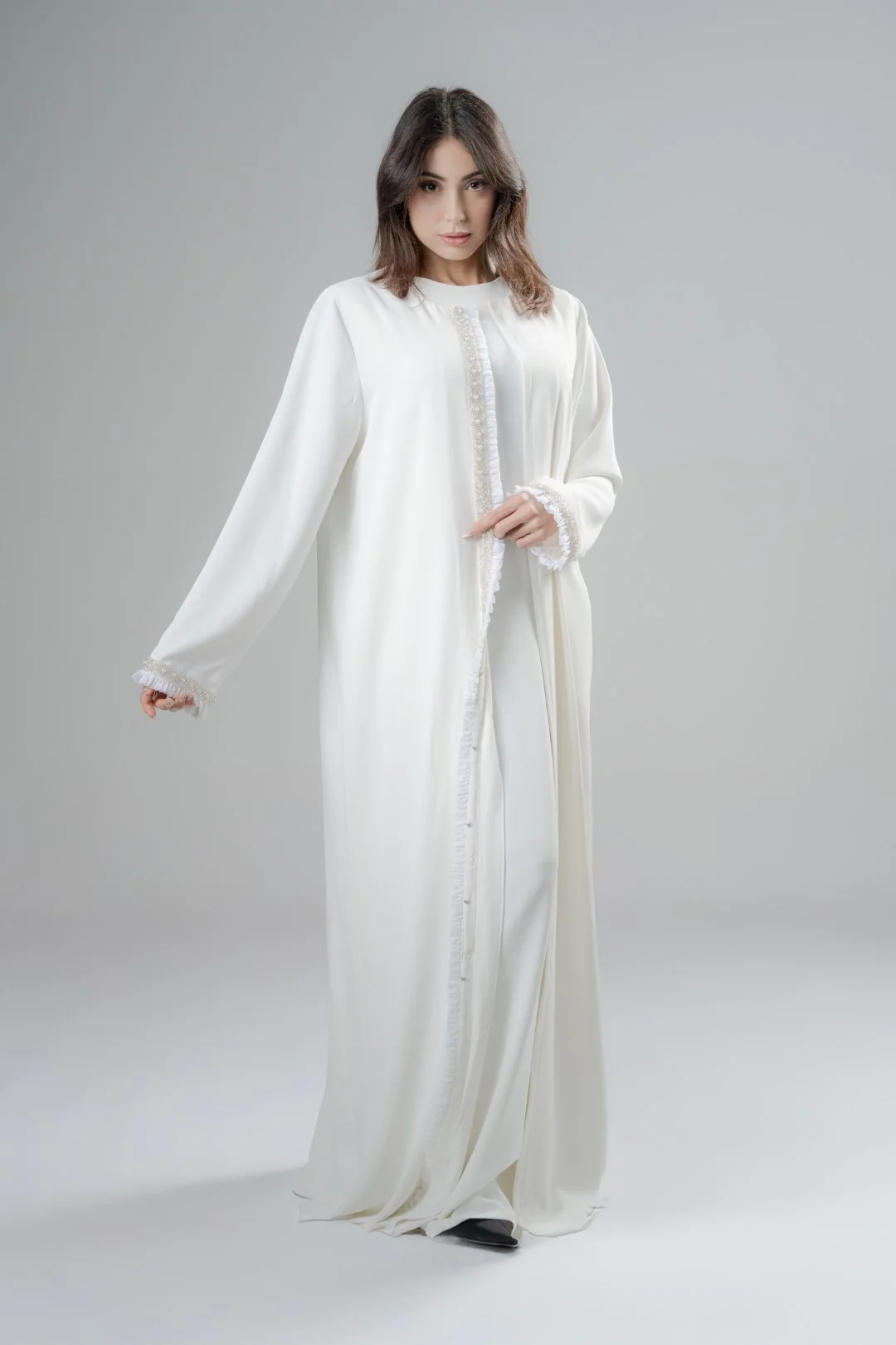 Pearl detailed Abaya