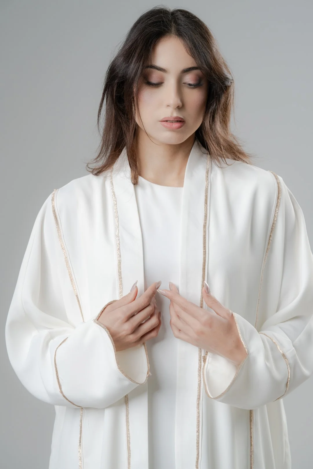 Soft chain abaya