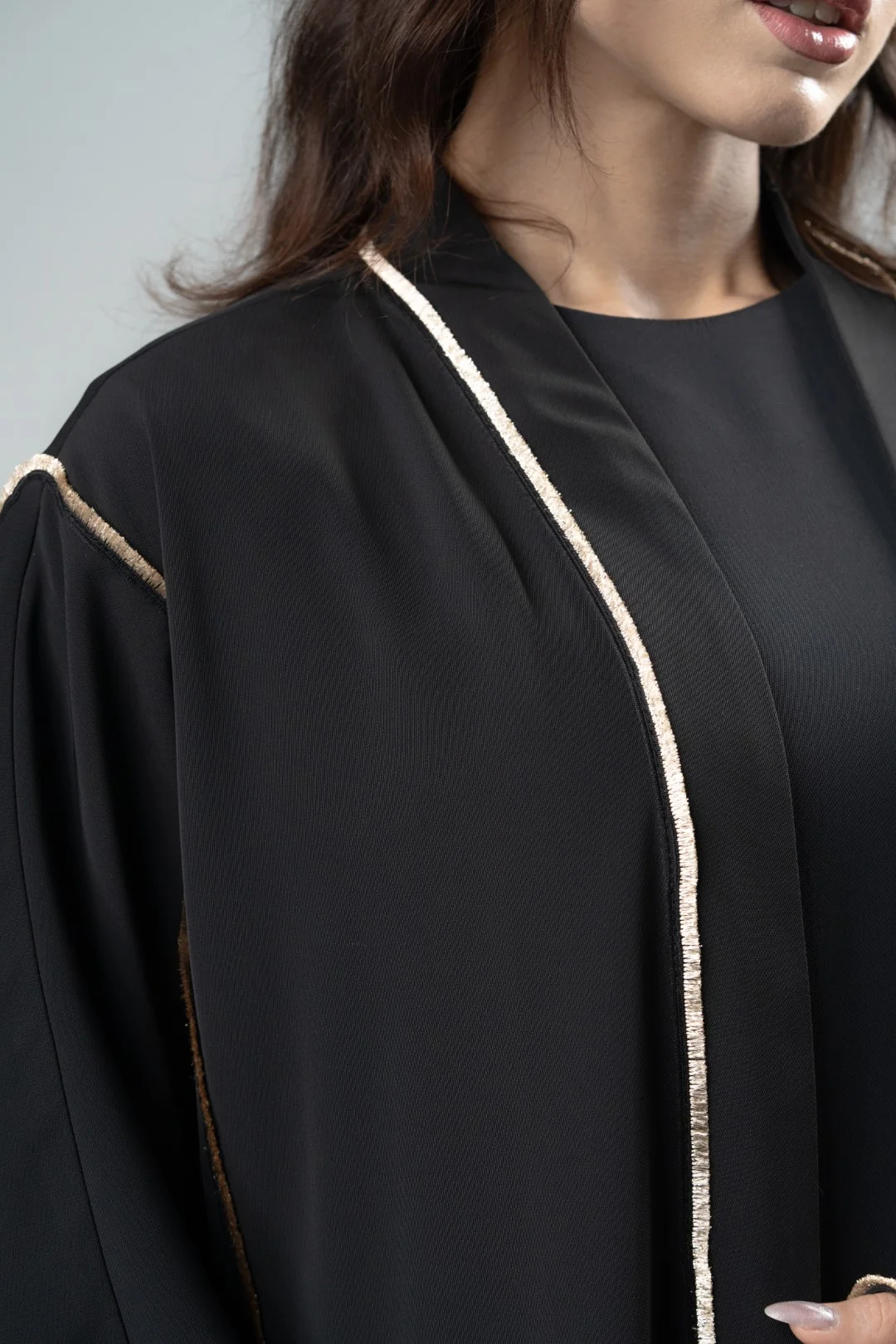 Soft chain abaya